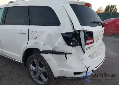 2017 Dodge Journey Crossroad Plus Awd z USA, uszkodzony, nr VIN 3C4PDDGG5HT561211